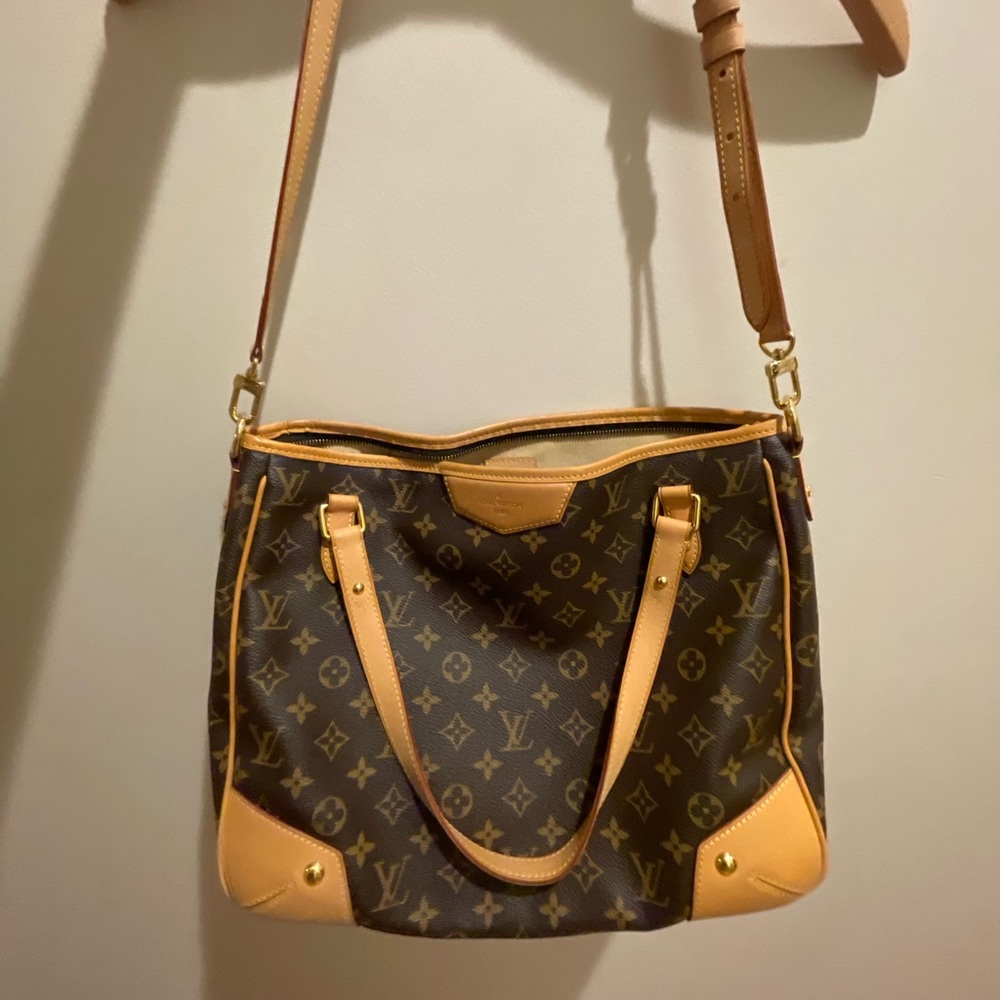 Louis Vuitton Shoulder Bag